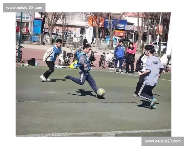 激情碰撞！女足世界杯赛场上的每一次射门，都倾注了无限热爱！